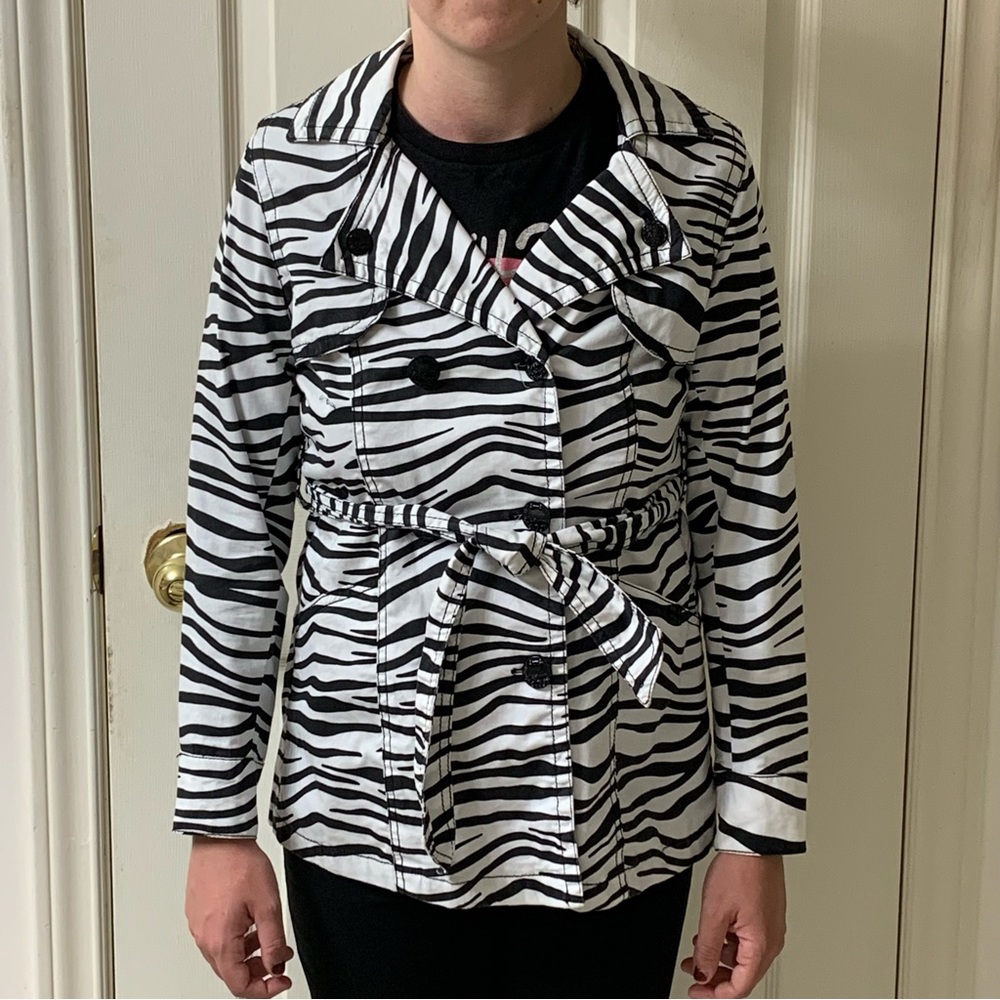 🌷3 for $25🌷Jou Jou, Kid's US 10-12, Black & White Zebra Print Trench Coat